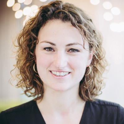 Evelyne